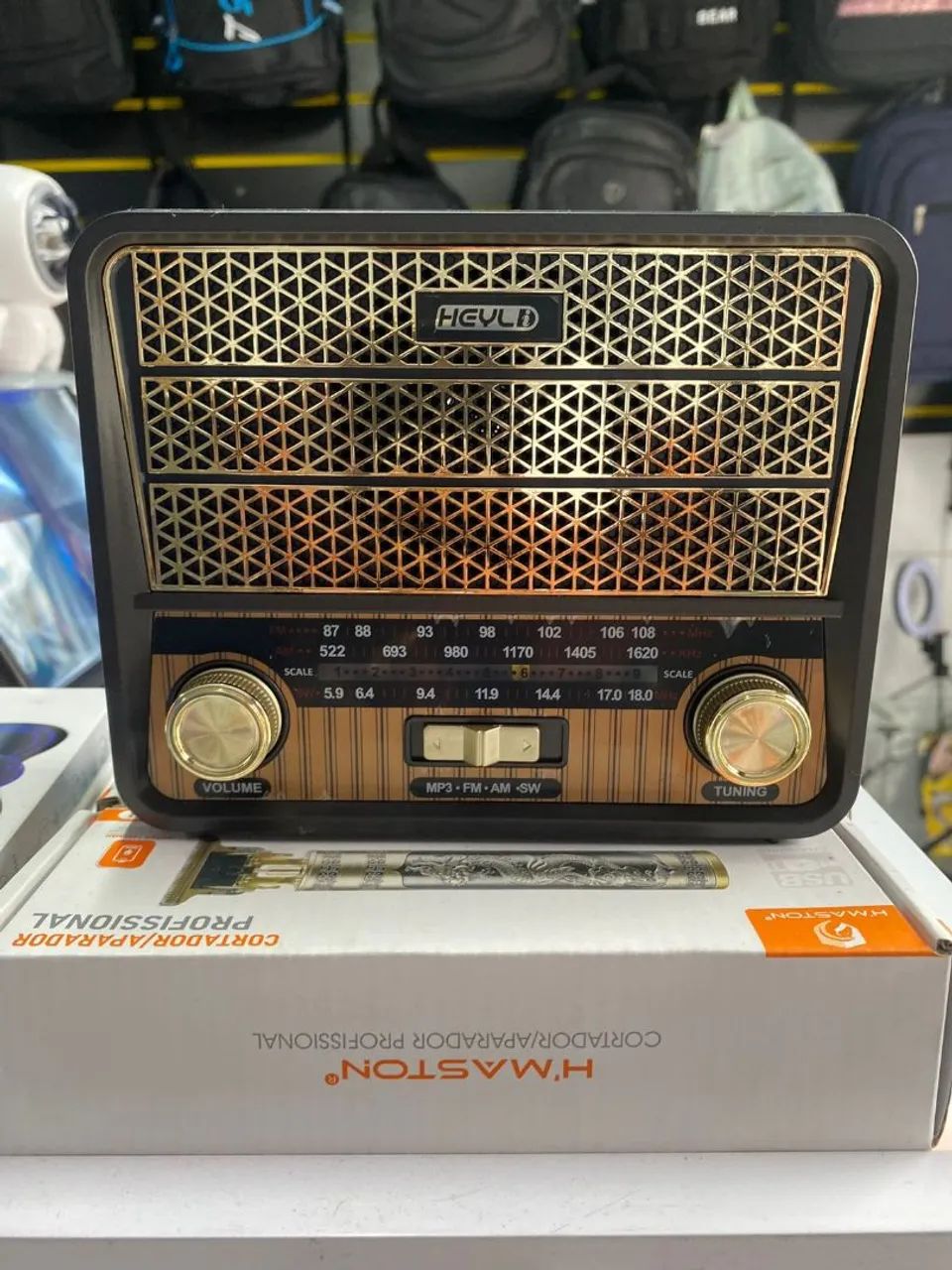 Rádio retrô FM bluetooth  - Foto 4