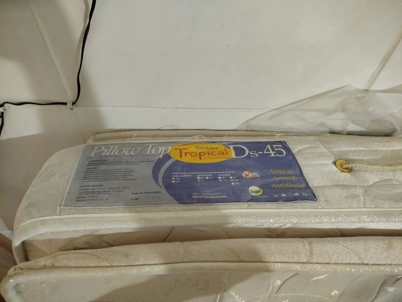 Vendo esta cama casal + colchao. - Foto 3