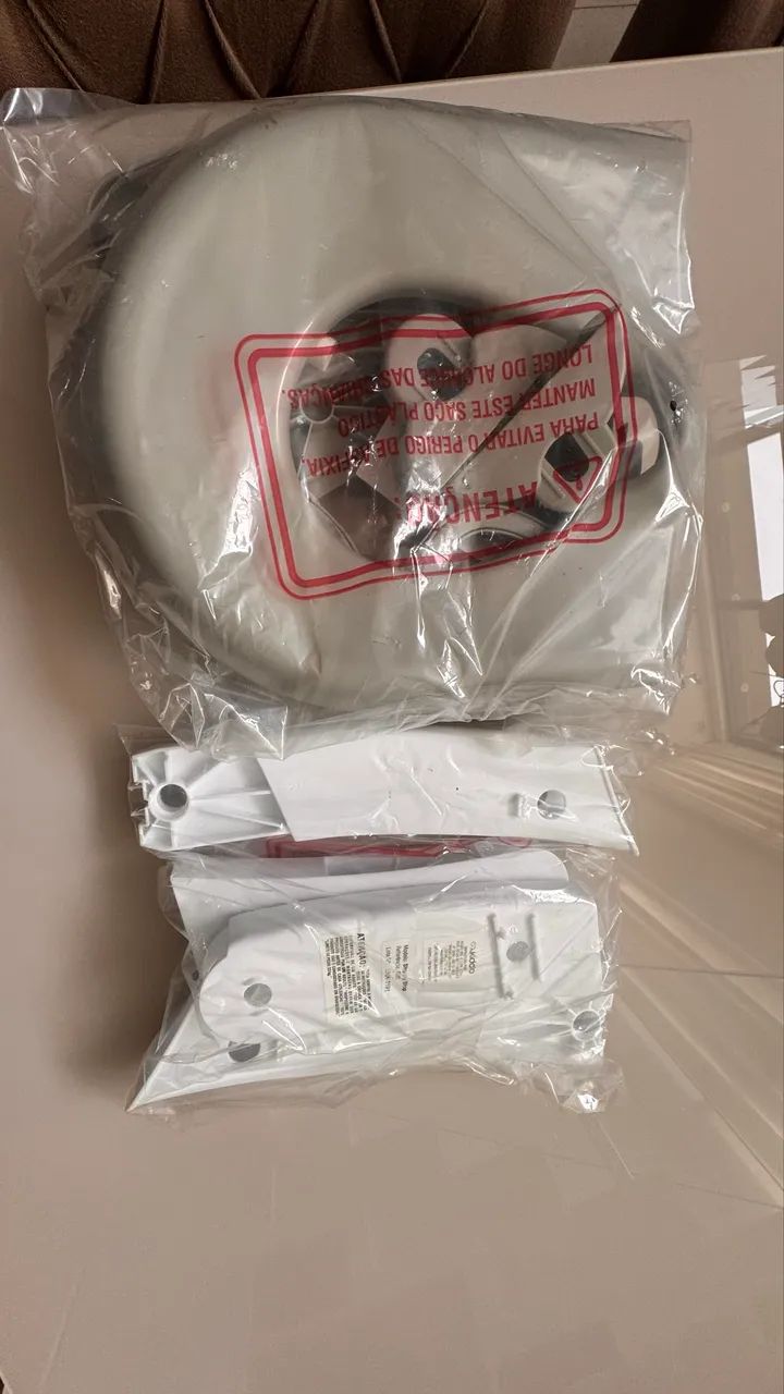 Assento redutor infantil com escada - Kiddo ( novo ) 