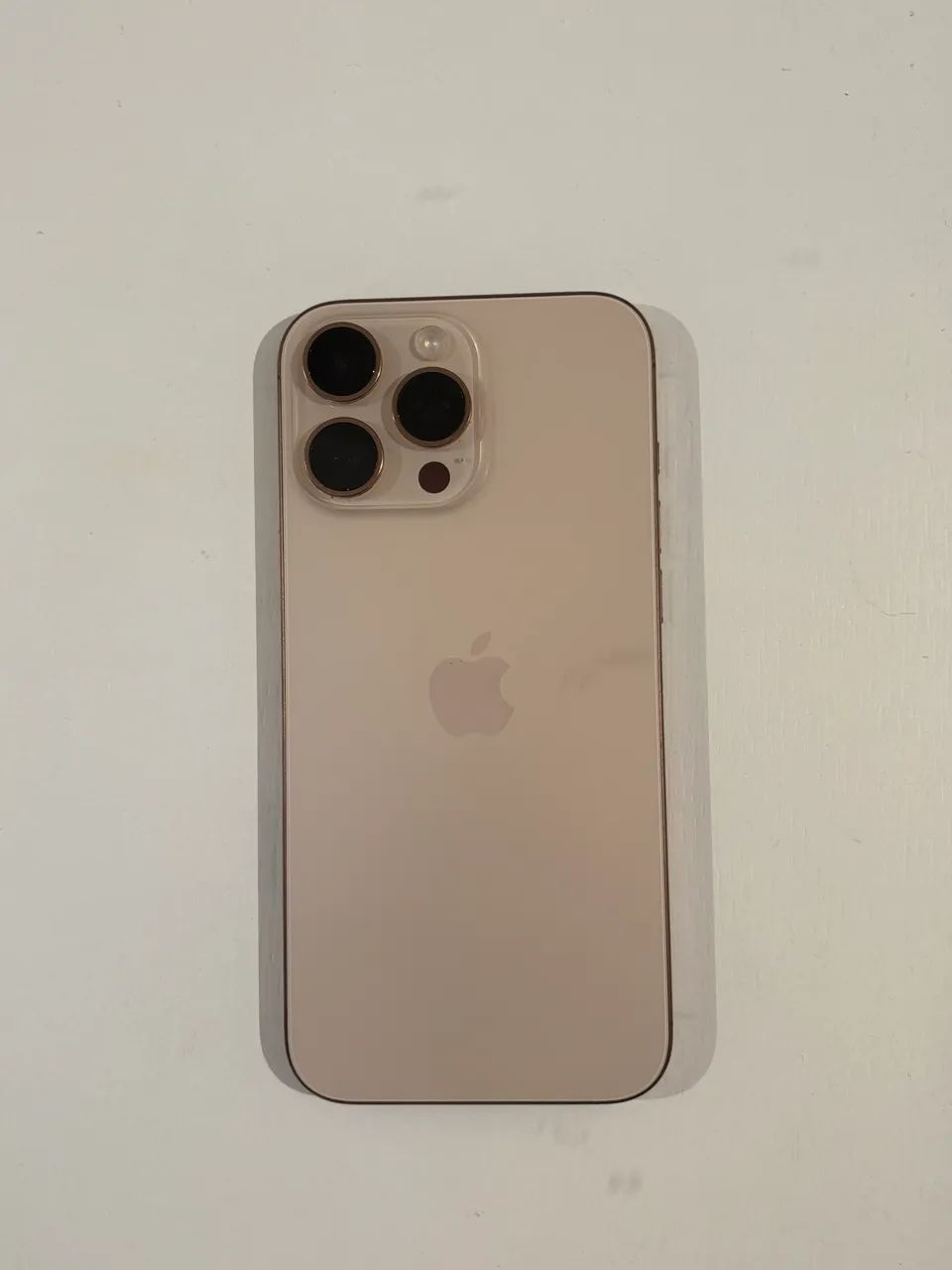 Vendo Iphone 16 Pro Max usado