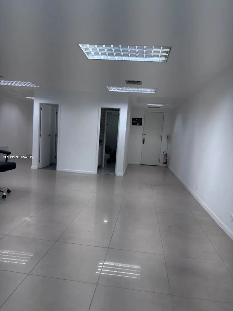Sala Comercial para Venda em Rio de Janeiro, Centro, 2 banheiros - Foto 4