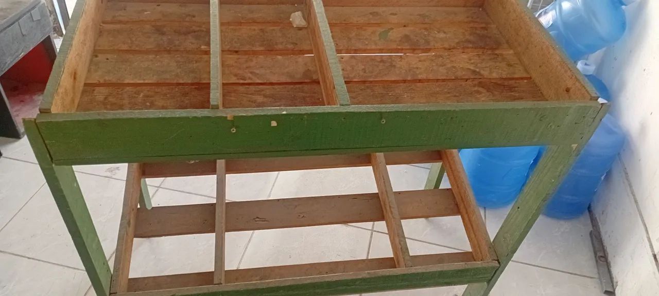 Vende-se fruteira de madeira pra  comércio . - Foto 4