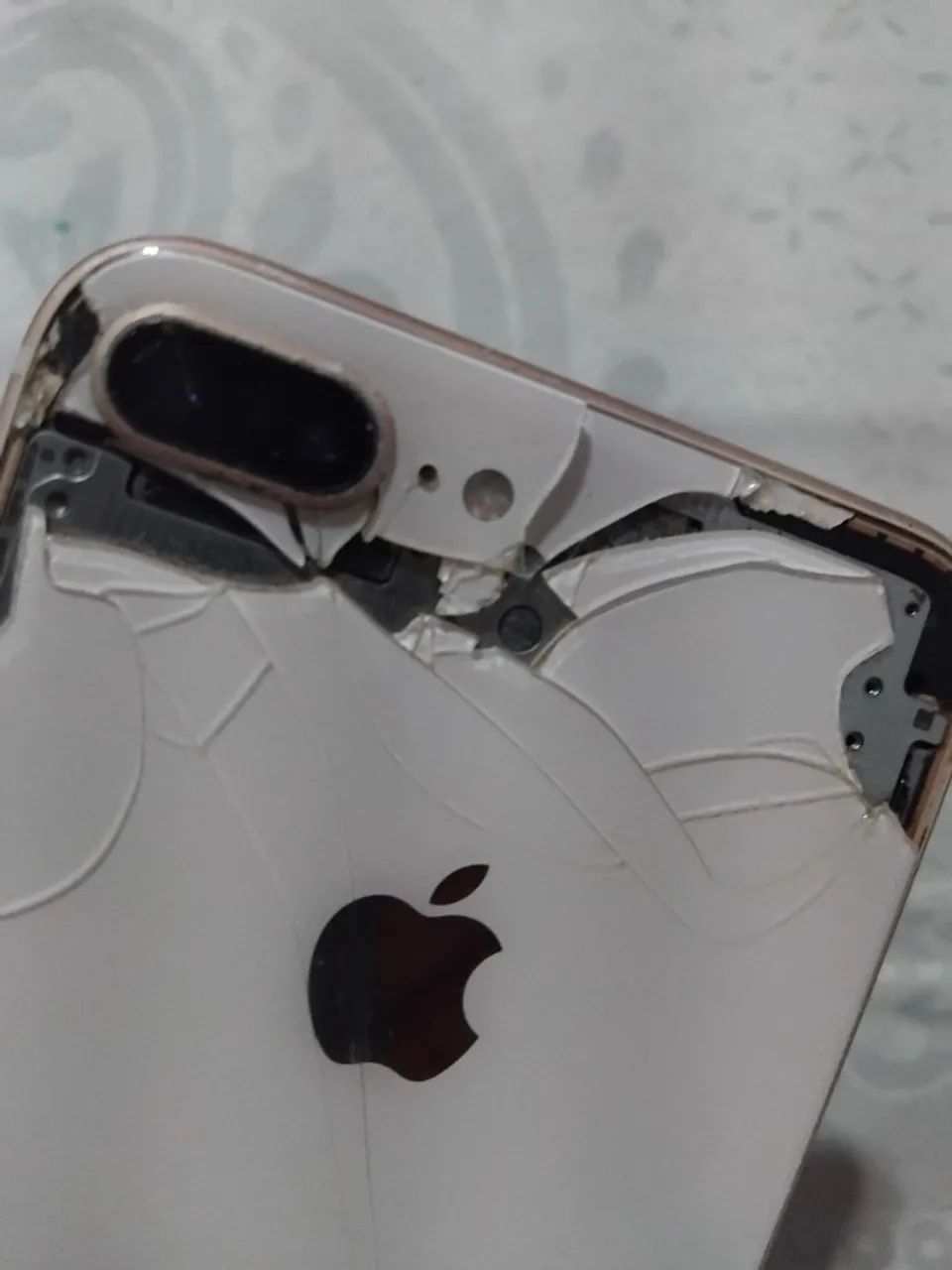 iphone 8 plus Rosa 265 gb - No estado - Foto 4