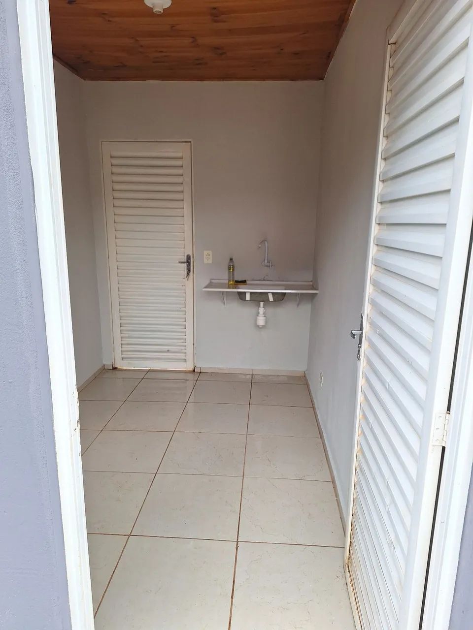Alugo kitnet jardim carioca