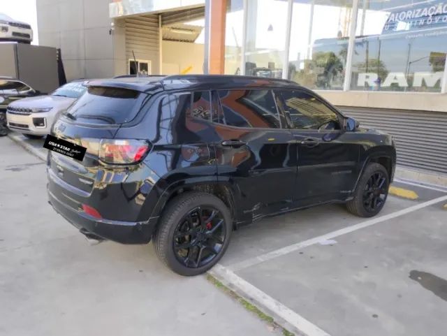 Jeep Compass Black Hurricane 2.0 4X4 TB Aut. 2026 - Foto 5