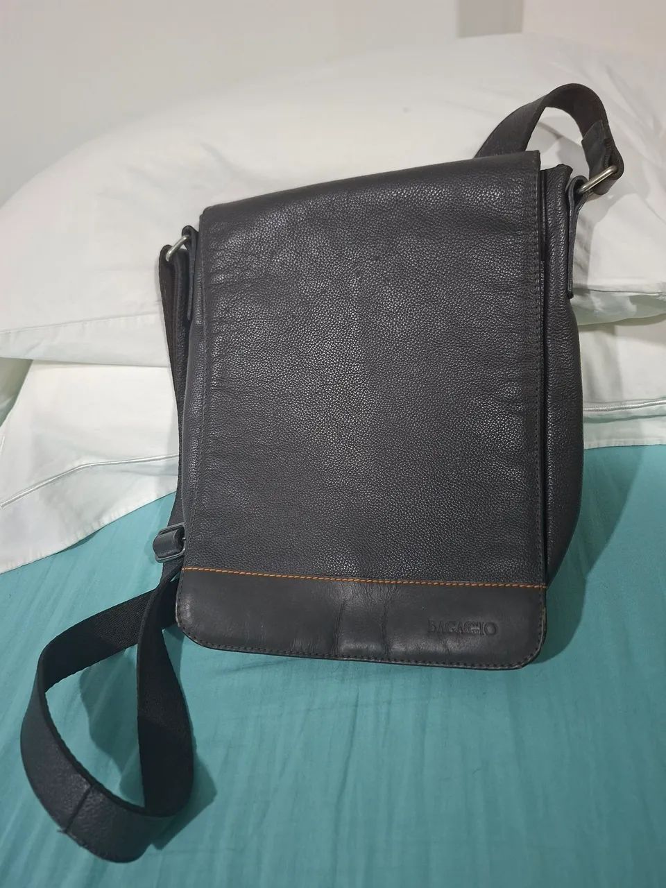 Bolsa transversal Bagaggio couro