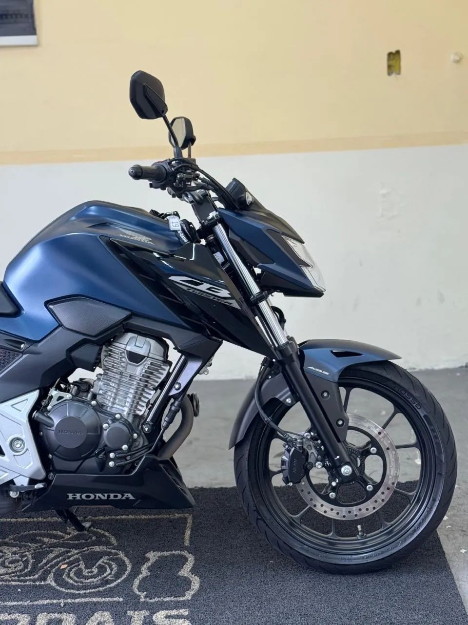 Cb Twister 300f ABS  - Foto 4