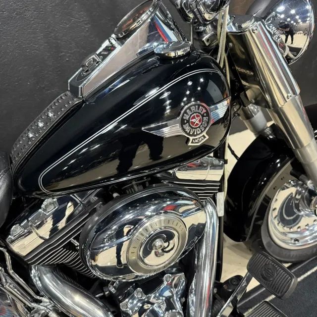 Harley Davidson Fat Boy FLSTF - 2011 - Foto 5