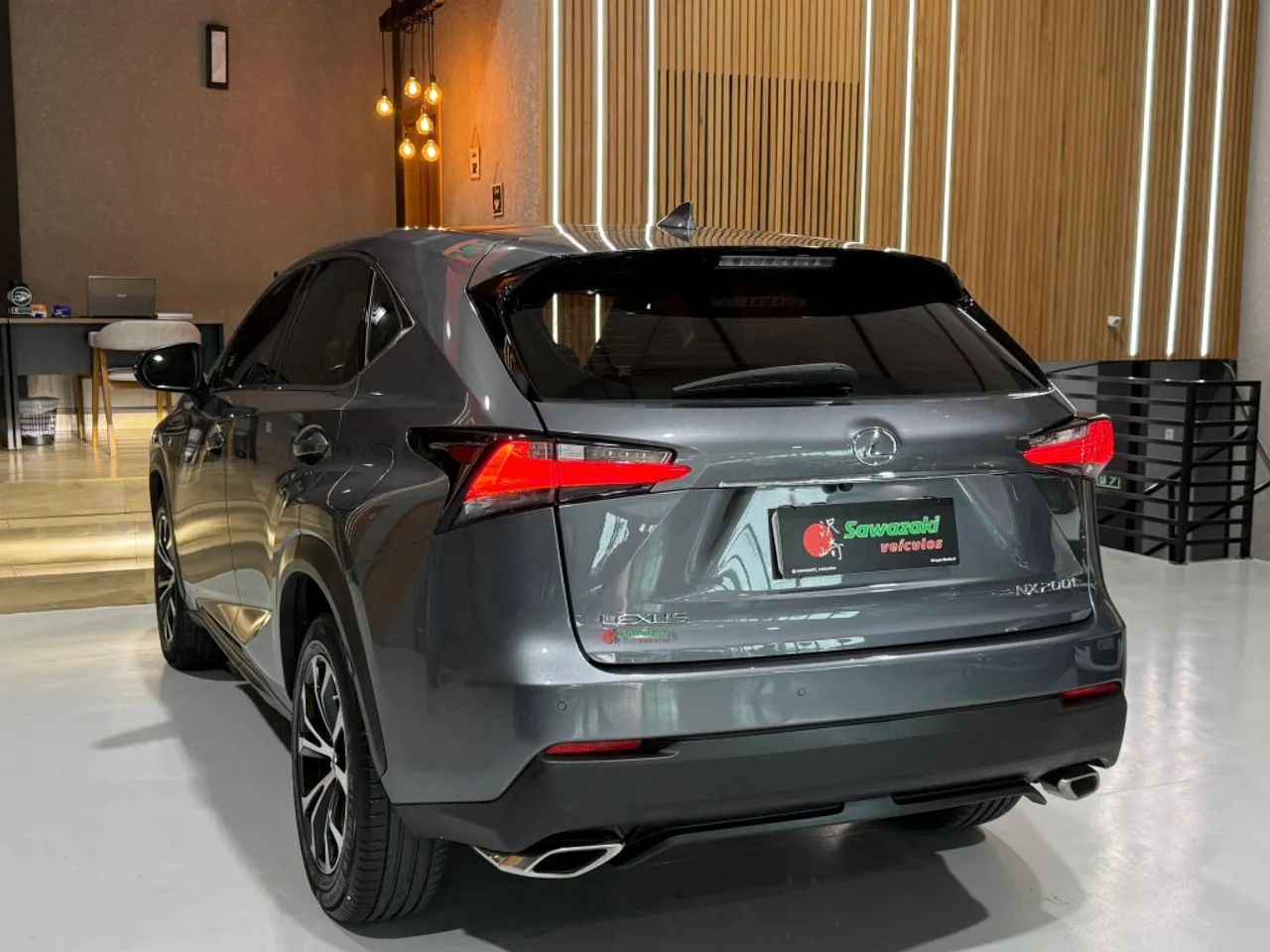 Lexus NX-200t F-sport 2.0 16V 238cv Aut., foto 6 de 20