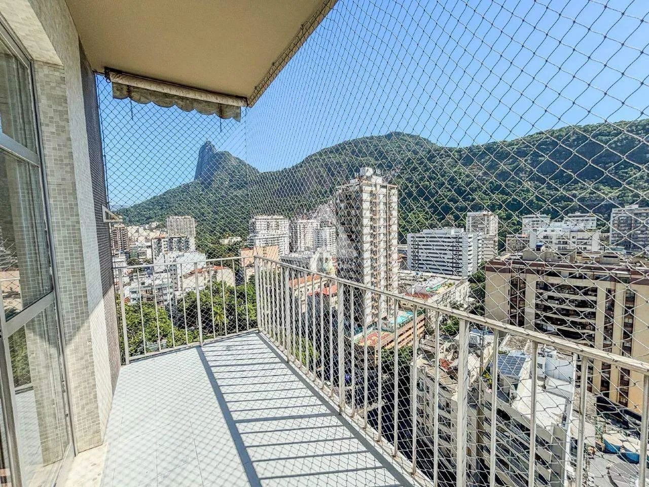2 quartos com vaga, prédio com infra, vista Cristo, Botafogo