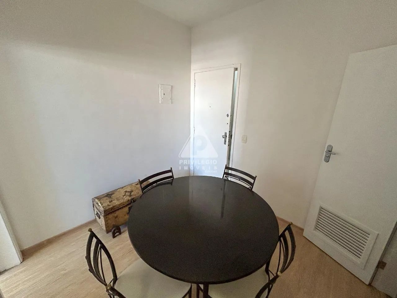 Oportunidade de Negócio: Sala Comercial com Vista para o Mar | Andar Alto | Próxima à Praç - Foto 10