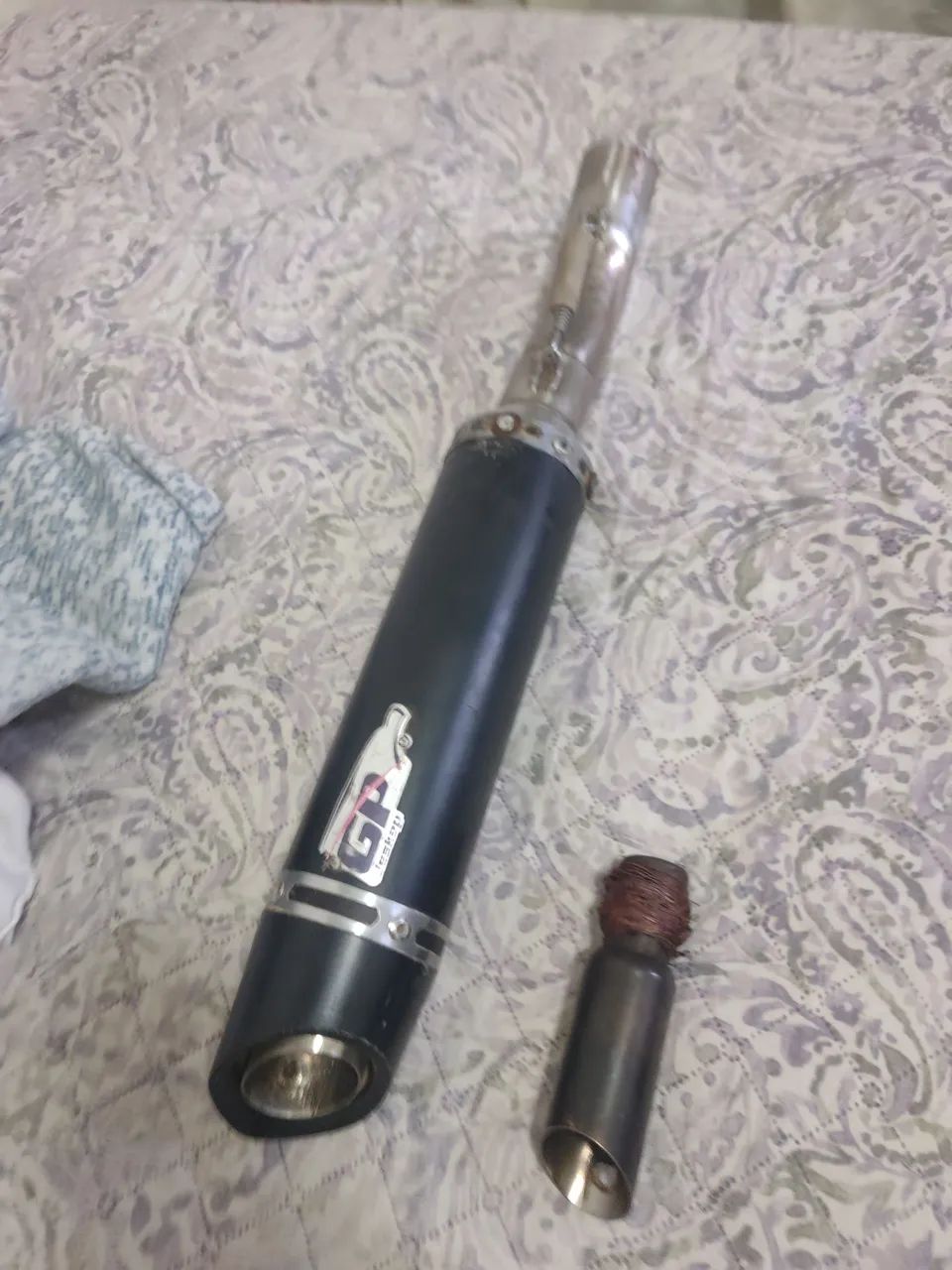 Vendo escapamento gp escap meu ZAP *76