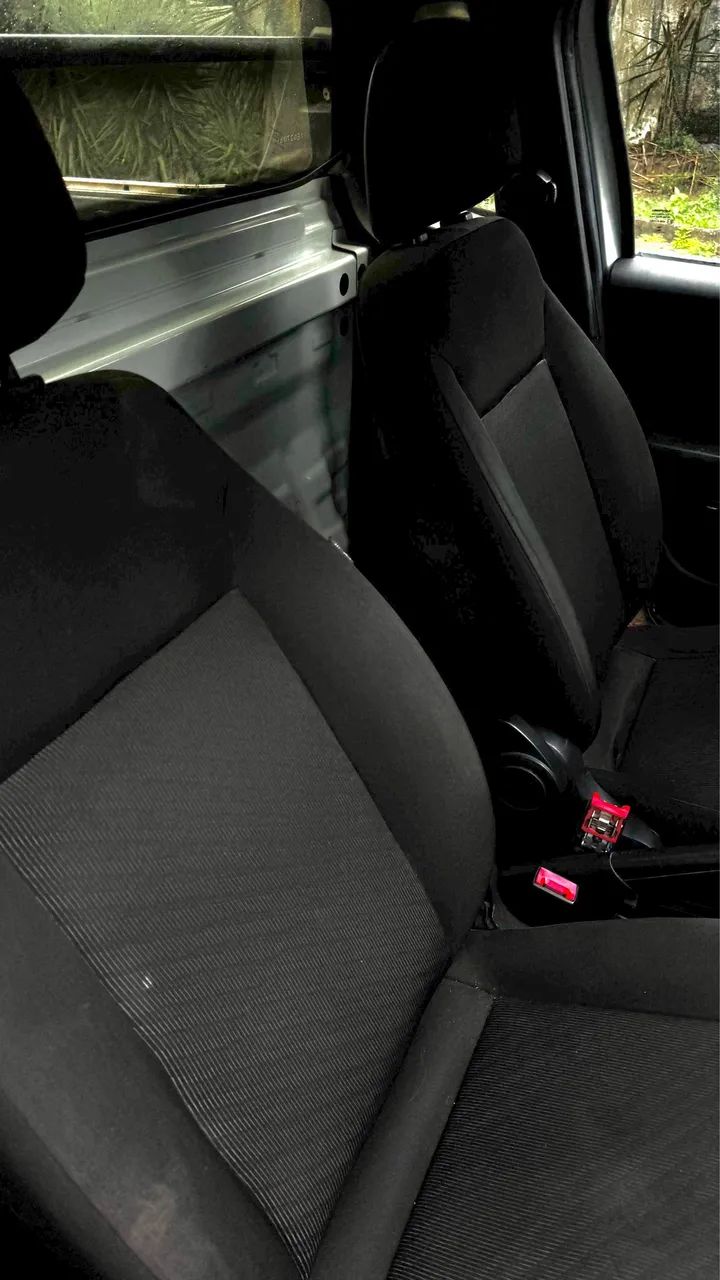 Fiat Strada Endurance 1.4 Flex 8V CS Plus 2023 - Foto 4