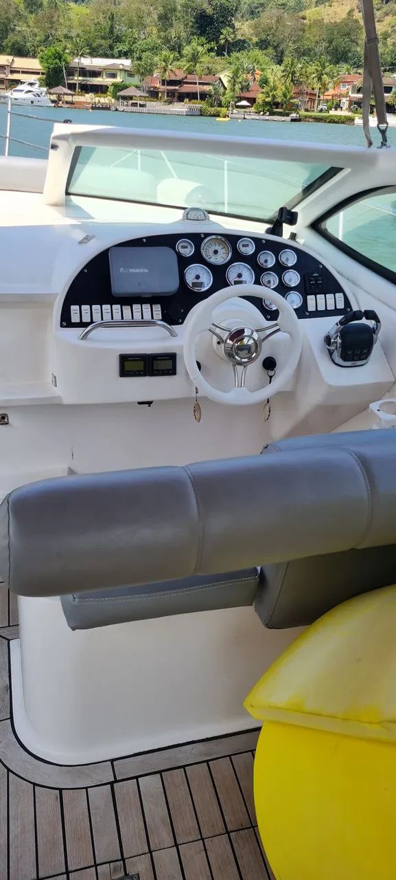 Real 31 Class 2 volvo D3 de 220 hp cada diesel - Foto 5