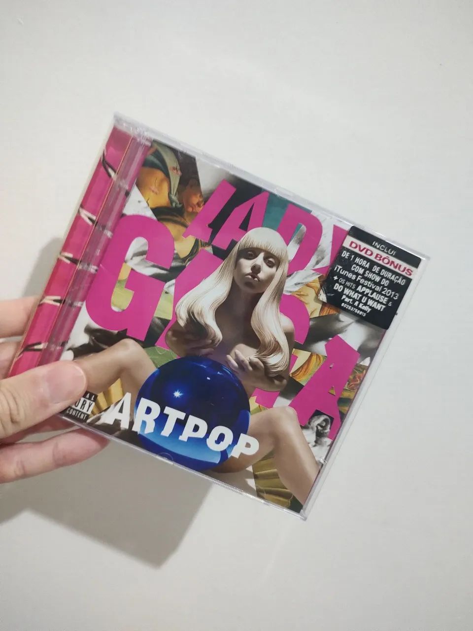 Lote Cds e Dvds Originais Lady gaga. - Foto 2