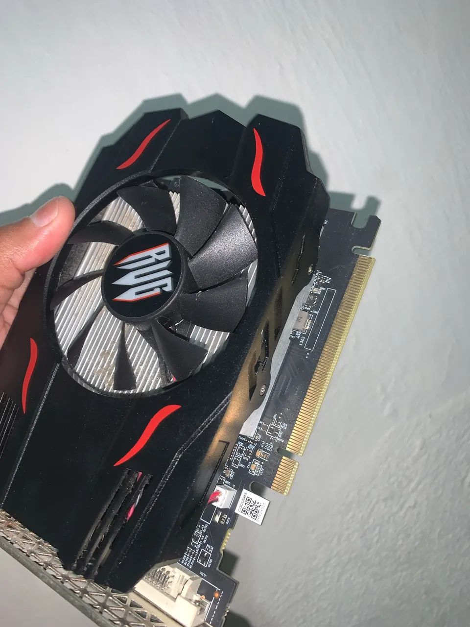 RX560 Radeon 4GB DRR5 - Foto 5