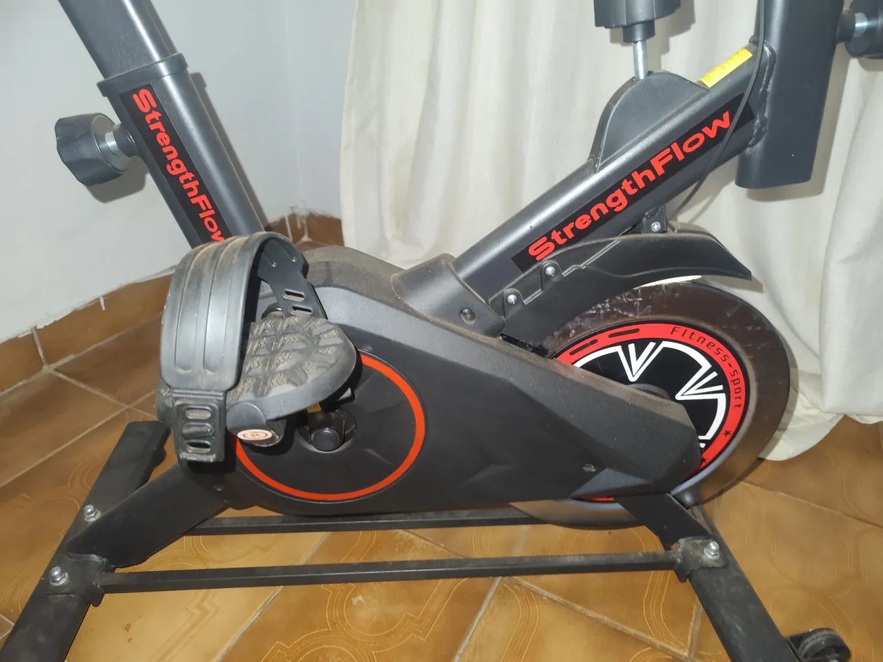 Bicicleta ergométrica  - Foto 4