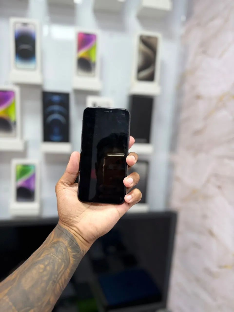 IPHONE 11 - 64GB PRETO ?950,00 - Foto 4