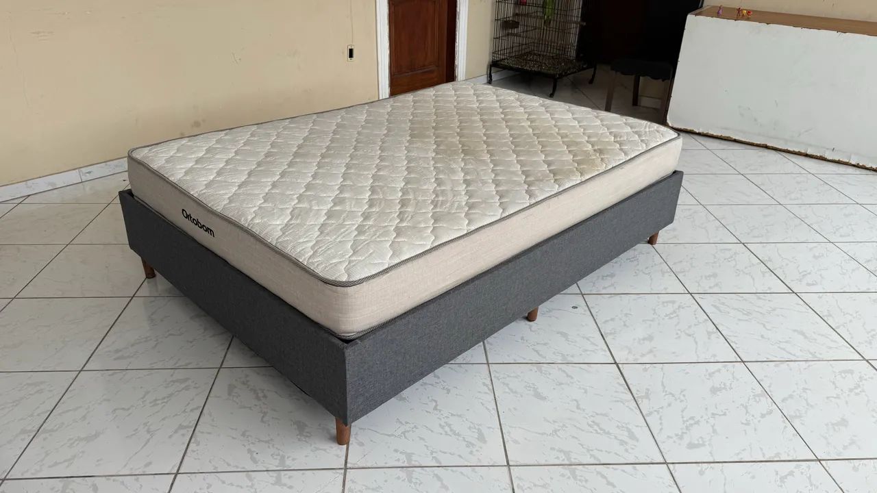 Cama Box Seminova 