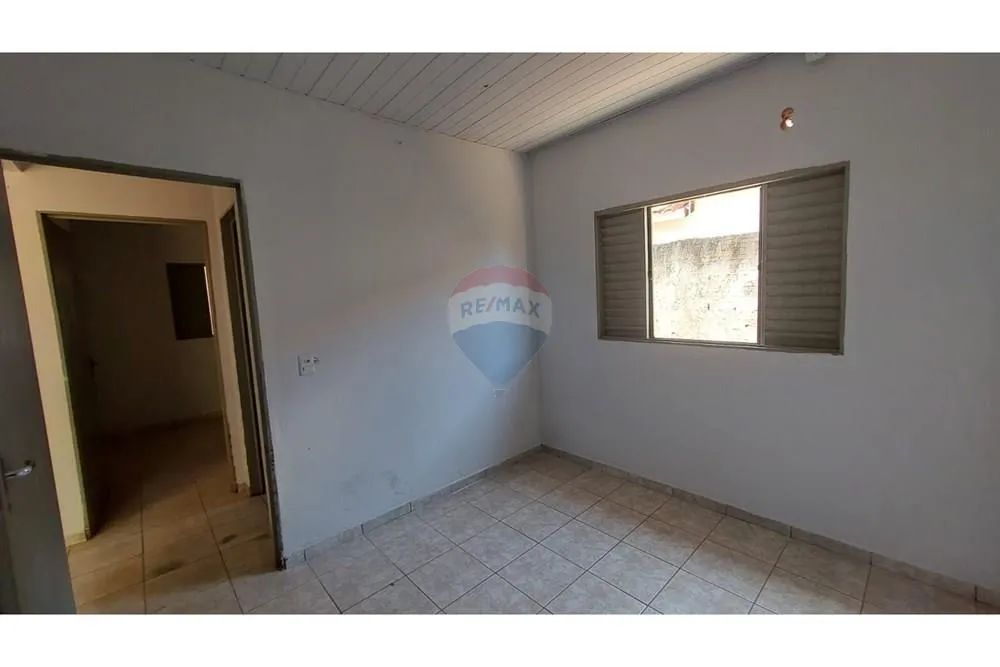 CASA A VENDA EM ÓTIMO BAIRRO,COM ESPAÇO E PREÇO JUSTO - Foto 5