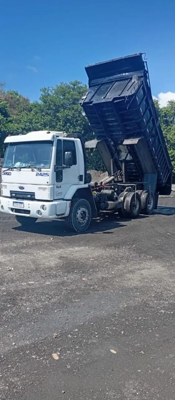 Ford cargo  2425 caçamba traçado - Foto 3