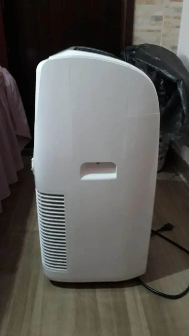 Ar Condicionado portátil Reehem 12.000 BTUS 127 volts. Produto novo na caixa  nota fiscal. - Foto 5