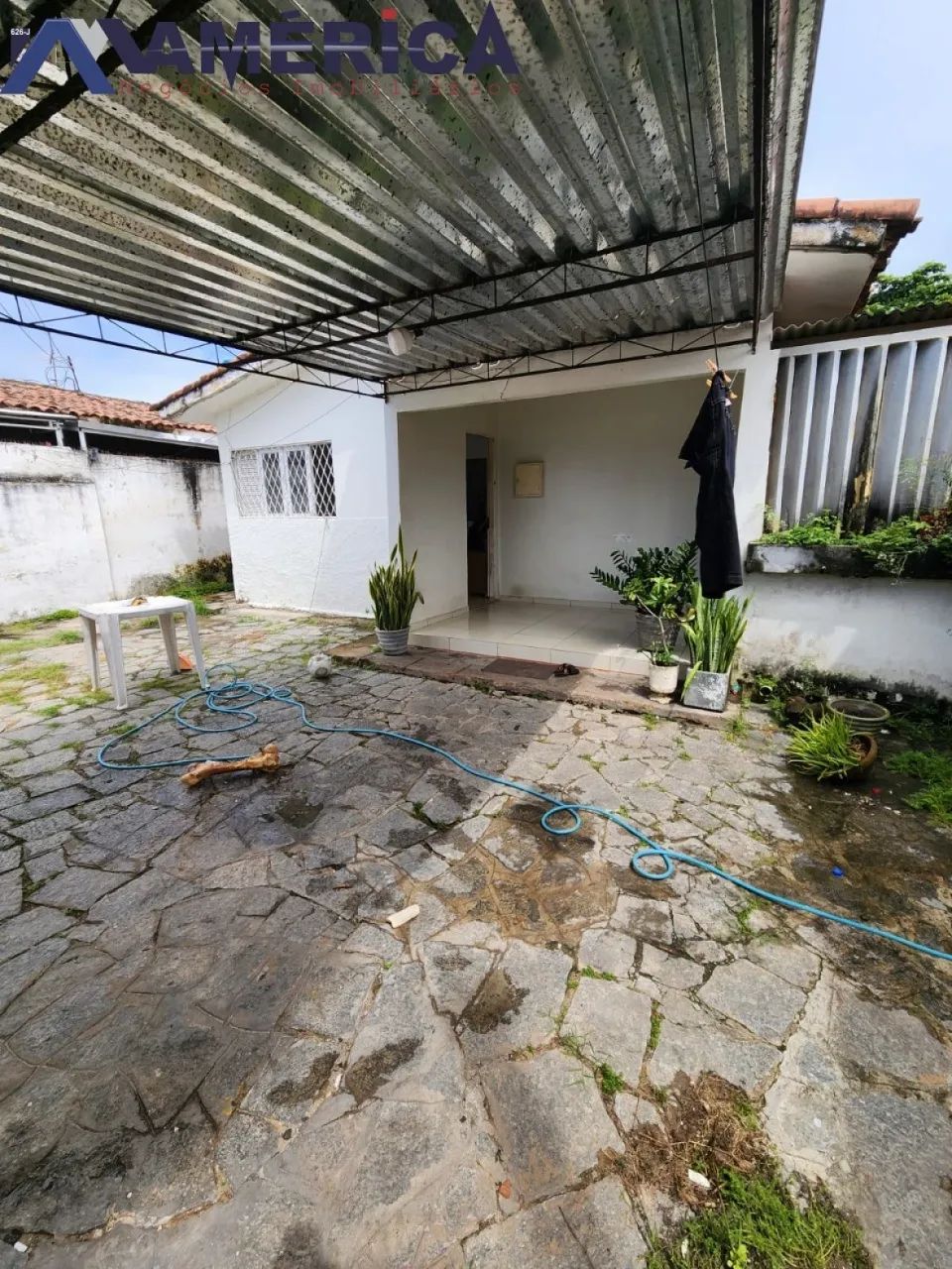 Casa 3 Quartos com 1 Suíte e 200m² - Cuiá