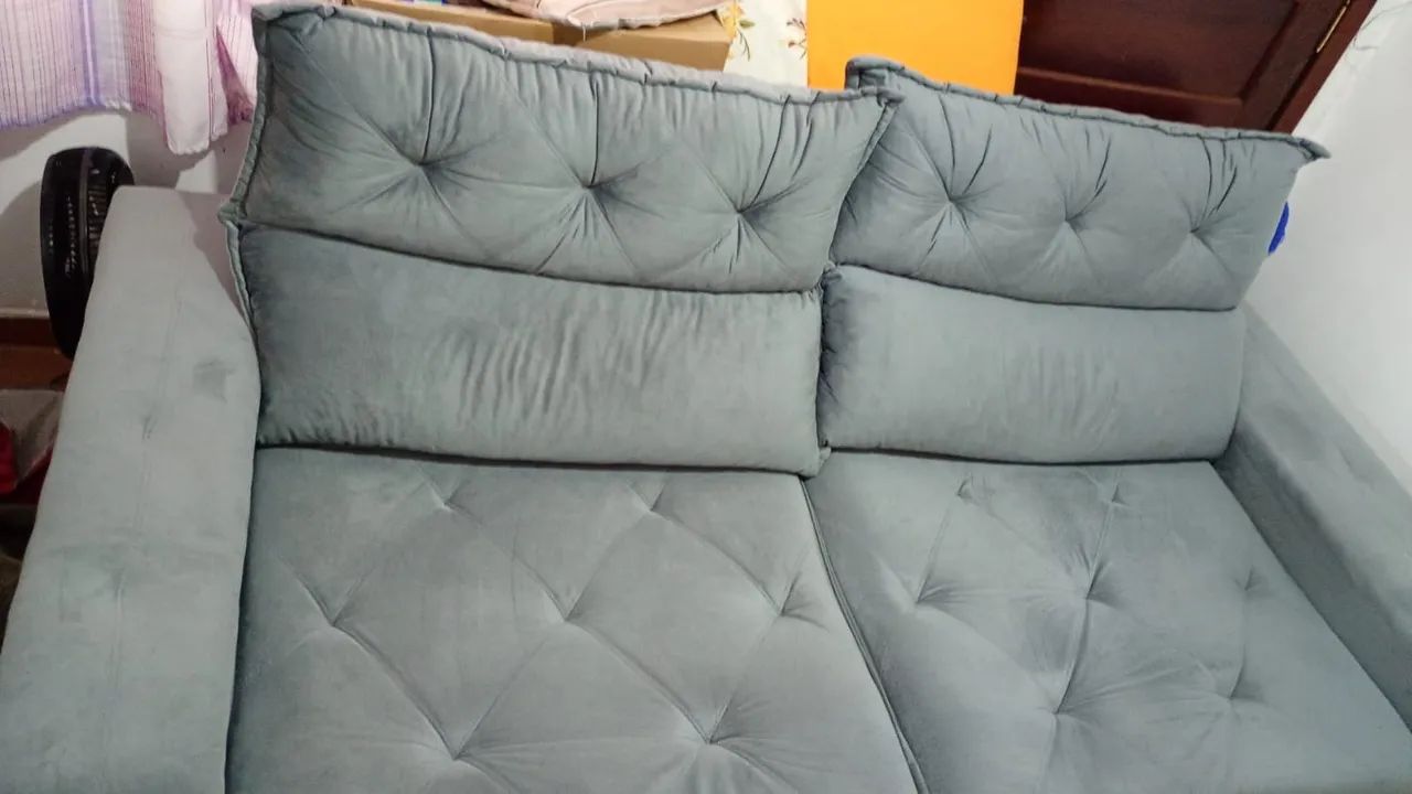 Sofa retrátil e reclinável 