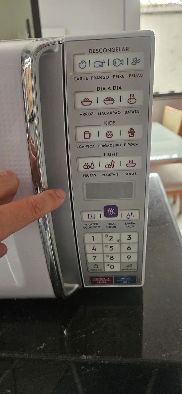 Vendo micro-ondas 34 litros - Foto 2