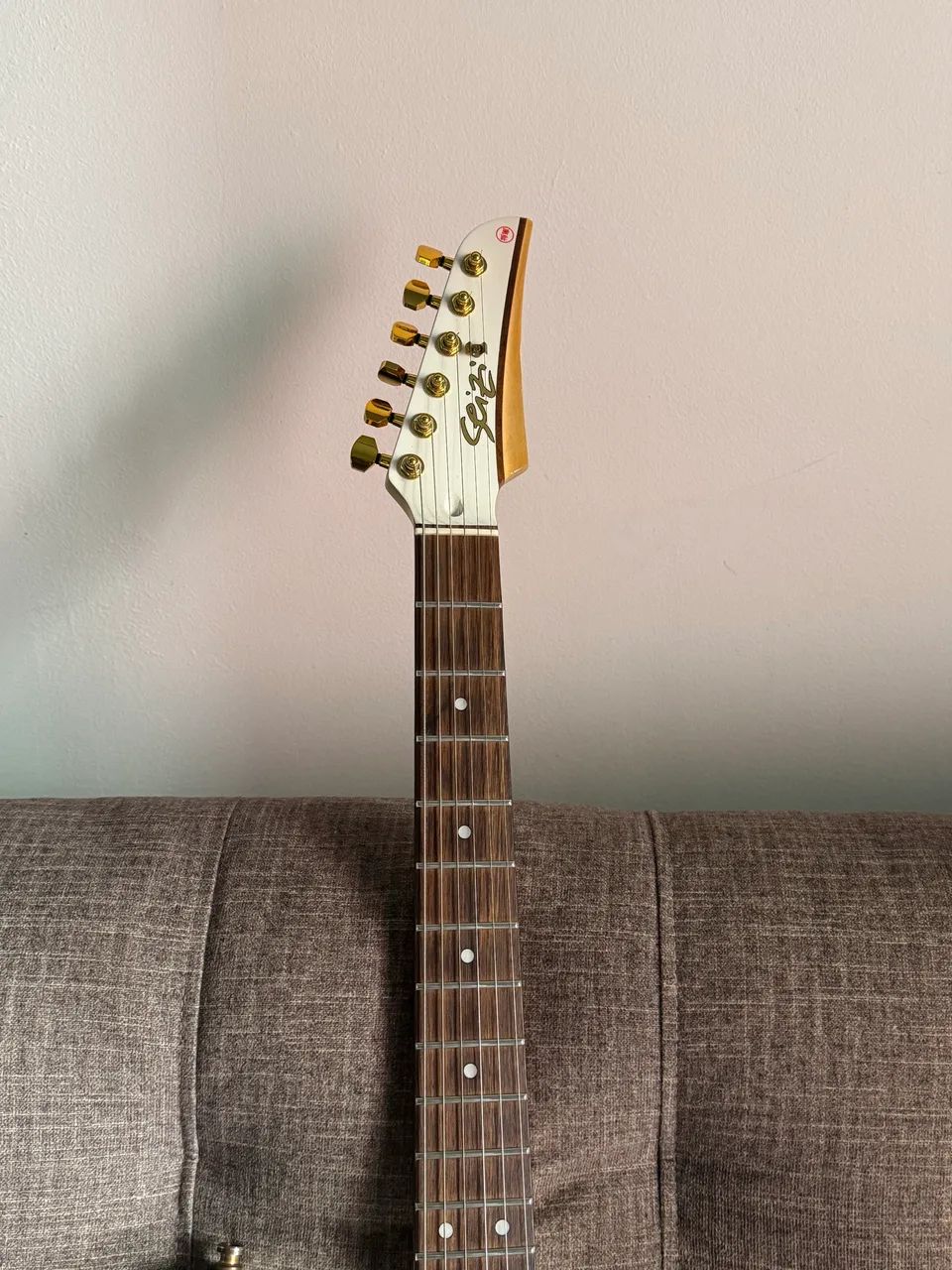 Guitarra Seize Katana Aura - Foto 3