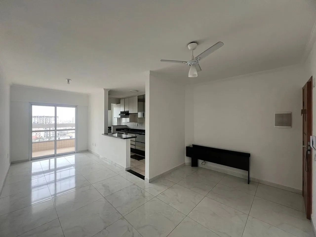 APARTAMENTO PARA ALUGAR 2 DORMITORIOS NO CAIÇARA - Foto 2