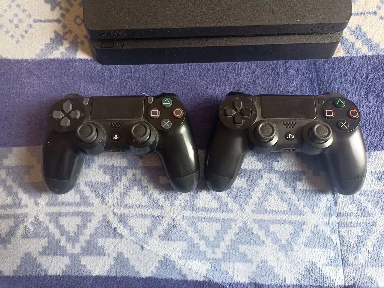 Ps4 slim desbloqueado - Foto 3