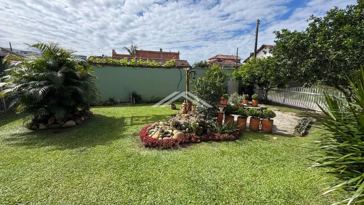 Casa com 4 quartos à Venda, Centro - Itapoá SC - Foto 4