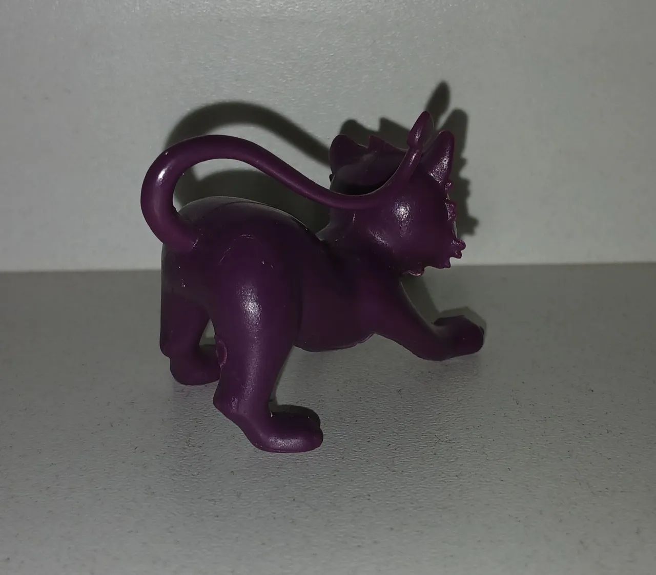 ACESSORIO BONECA MONSTER HIGH PET CLAWDEEN WOLF GATO GATINHO CRESCENT GATA GATINHA - Foto 2