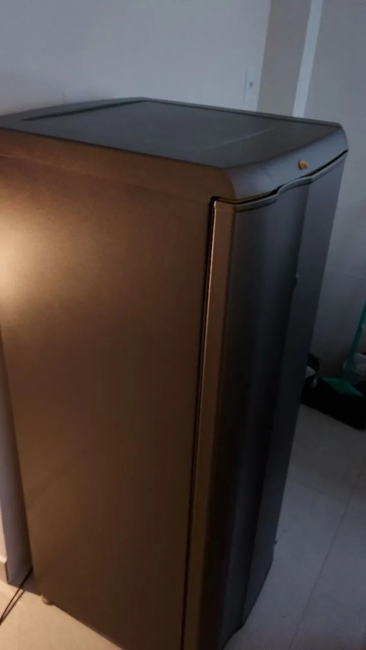 Plotagem geladeira - Foto 2