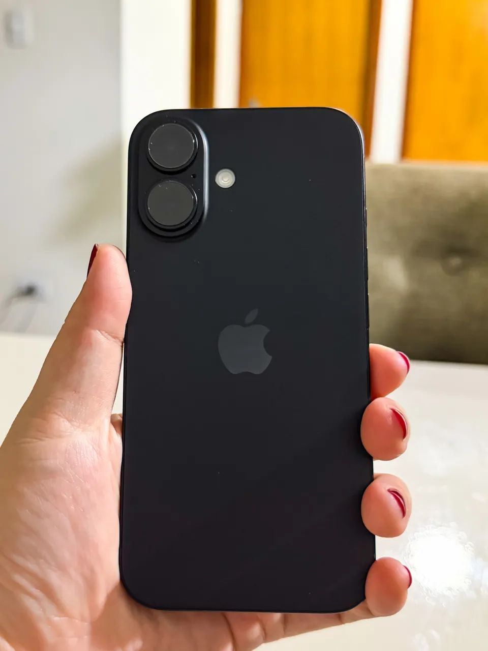 Iphone 16 - muito bem conservado - Foto 2