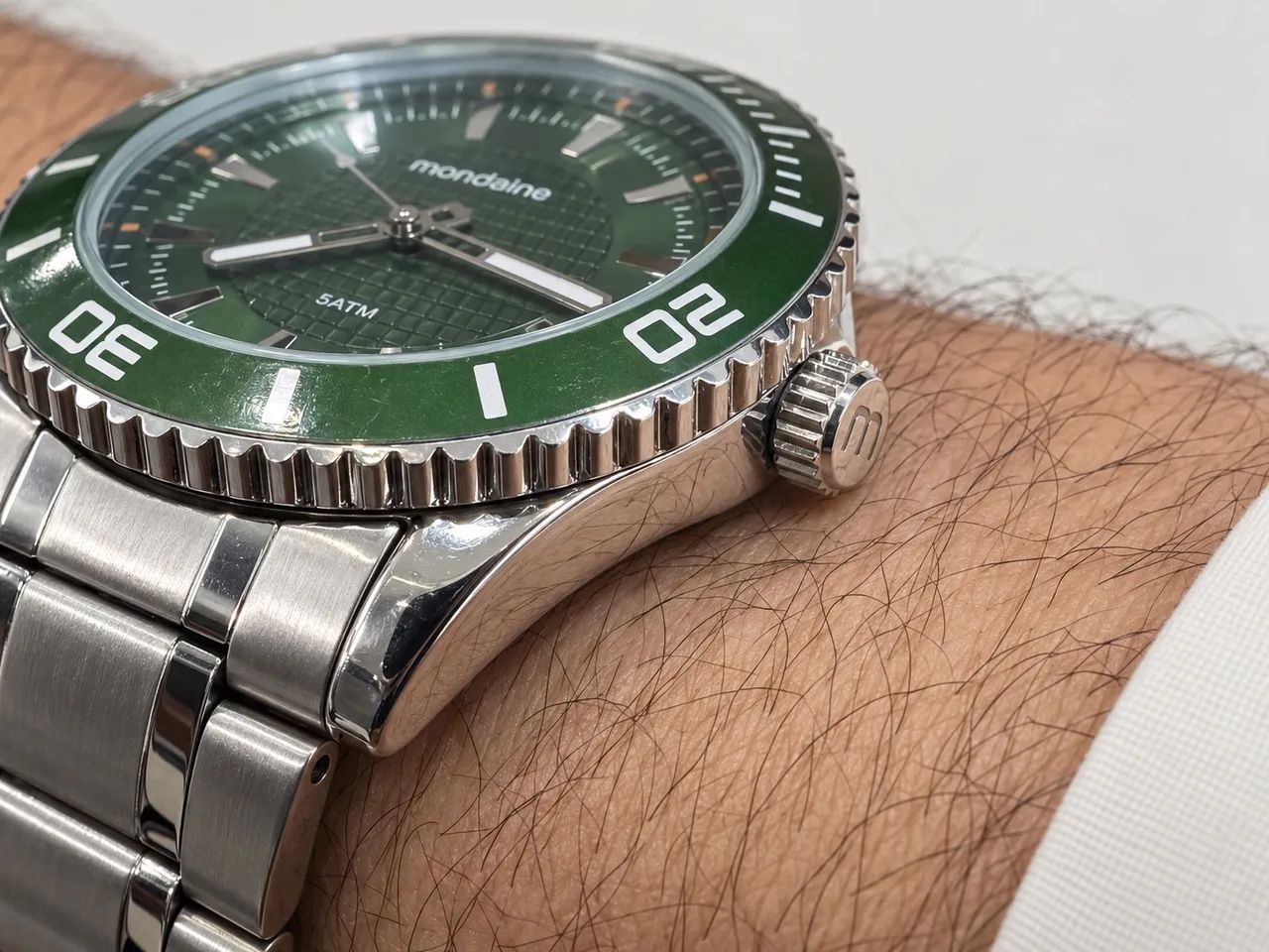 RELOGIO MONDAINE MOSTRADOR VERDE - Foto 2