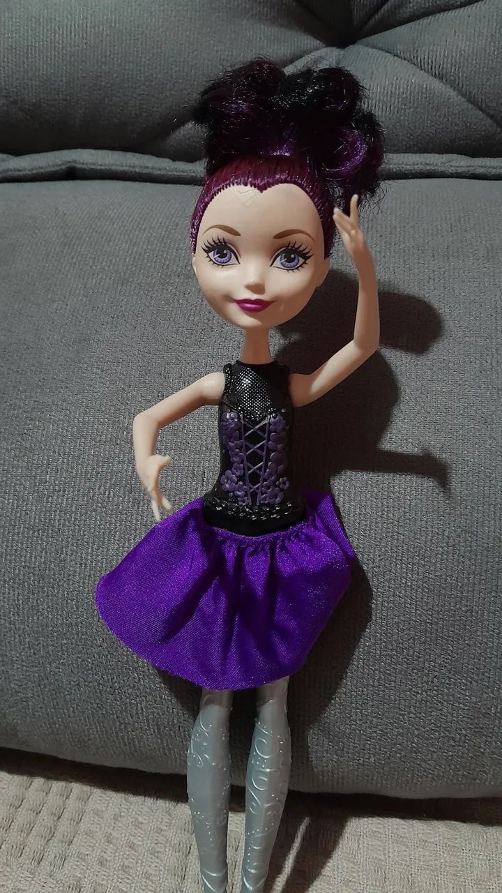 Raven Queen, Ever After High - Foto 2