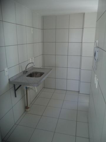 Apto na Parangaba Próx Lagoa, Shopping Jóquei, Boa Ventilação, 2 Qtos, 50m e 1 Vg - Foto 14