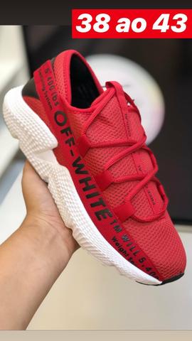 Tênis Adidas