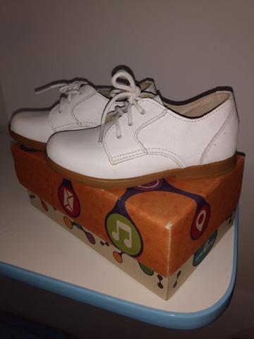 Sapato em couro branco - Foto 2