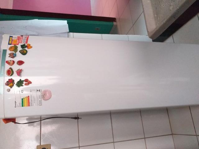 Vendo geladeira consul modelo crc28