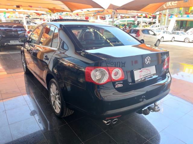 VOLKSWAGEN JETTA 2008 - Foto 4