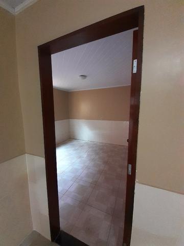Vende-se uma casa no cond por do sol - Foto 12