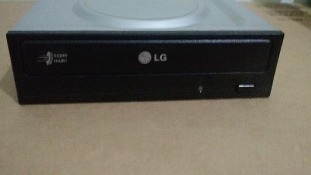 Leitor e Gravador de CD/DVD