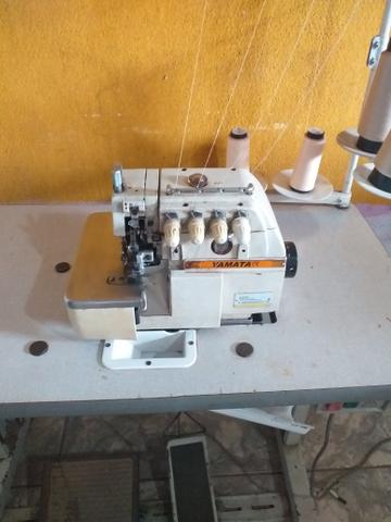 Maquinas de costura Reta é overlok ponto cadeia - Foto 4