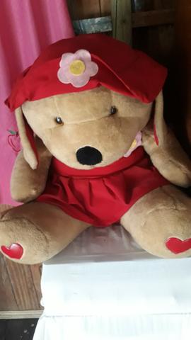 Vendo urso de pelúcia grande *