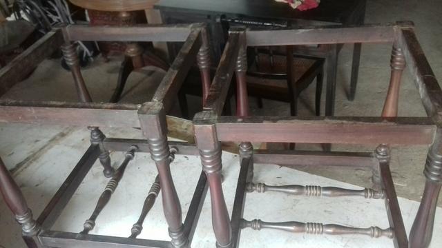 Vendo mesinhas antigas