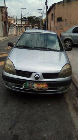 Renault Clio Sedan