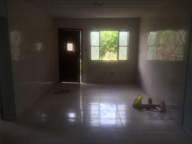 Casa fundos aluguel - Foto 2